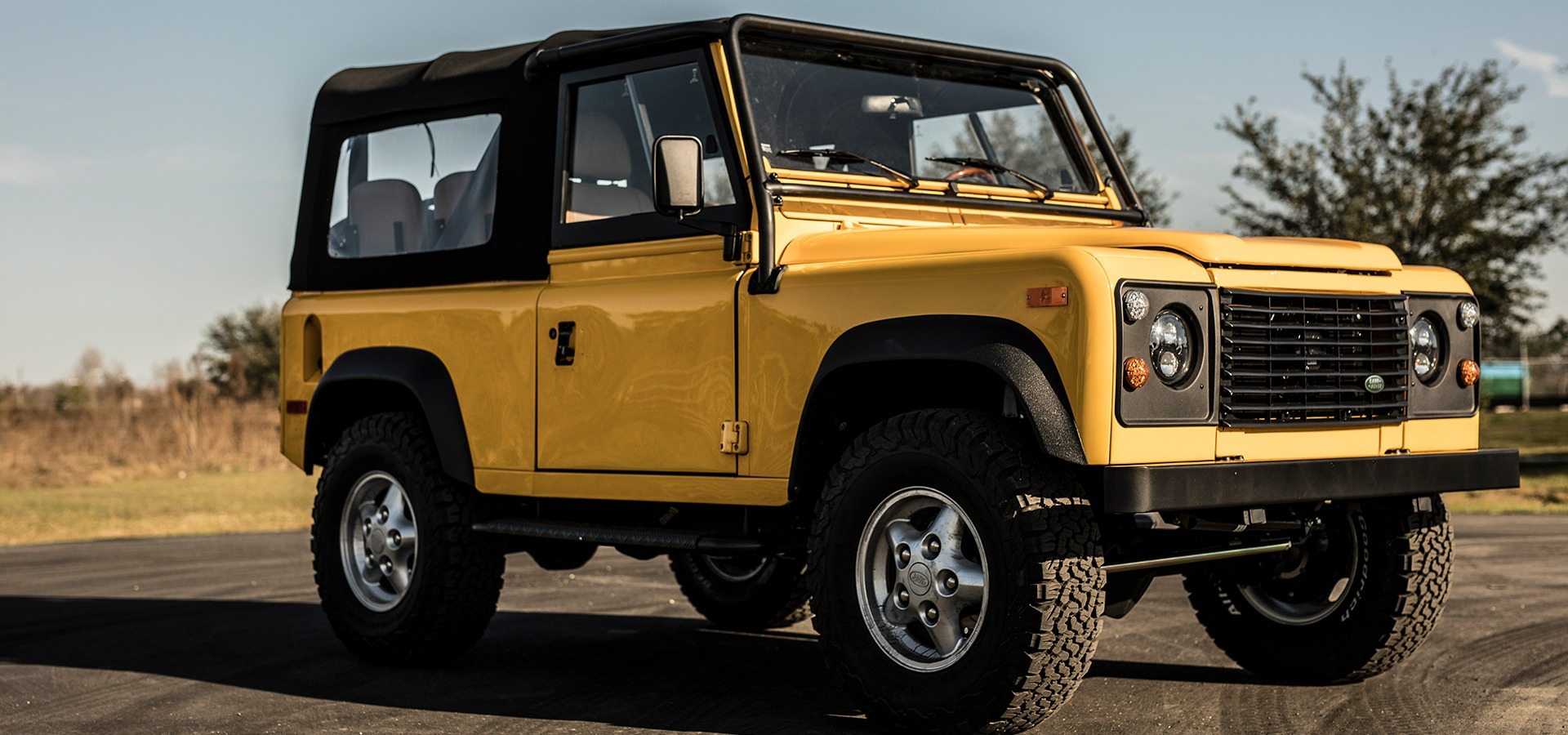Custom Land Rover Defender 90