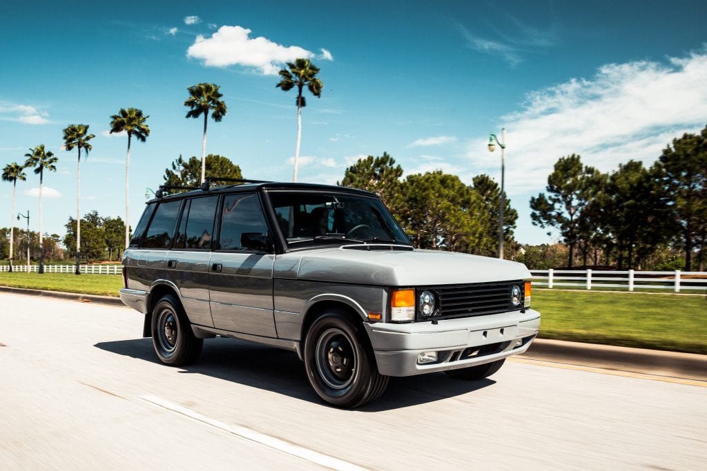 Range Rover Classic off-roading