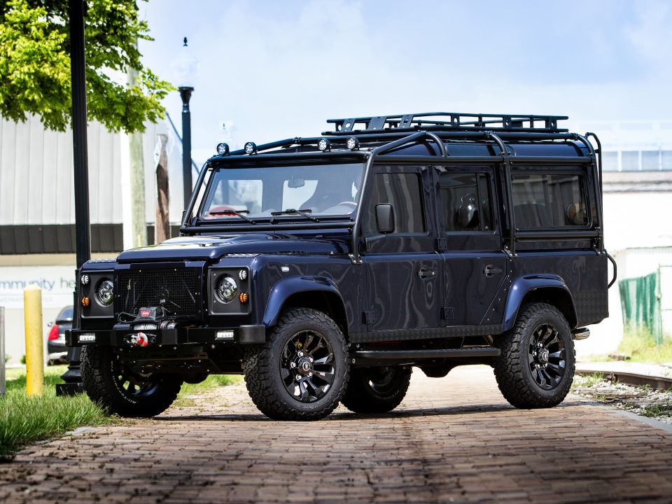defender 110 loire blue