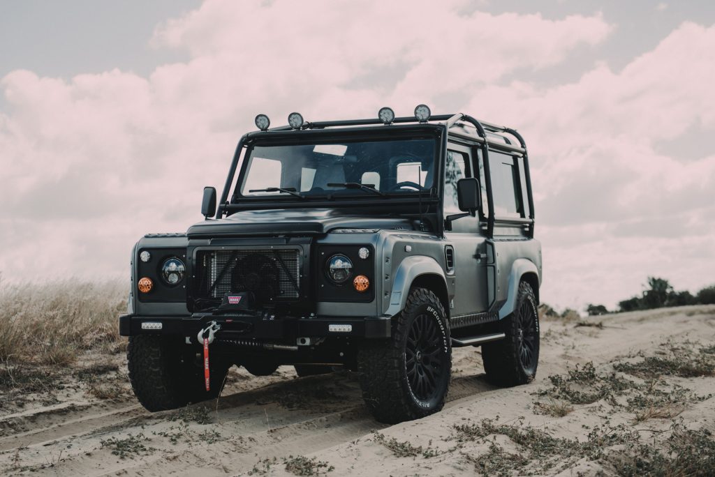 custom defender 90