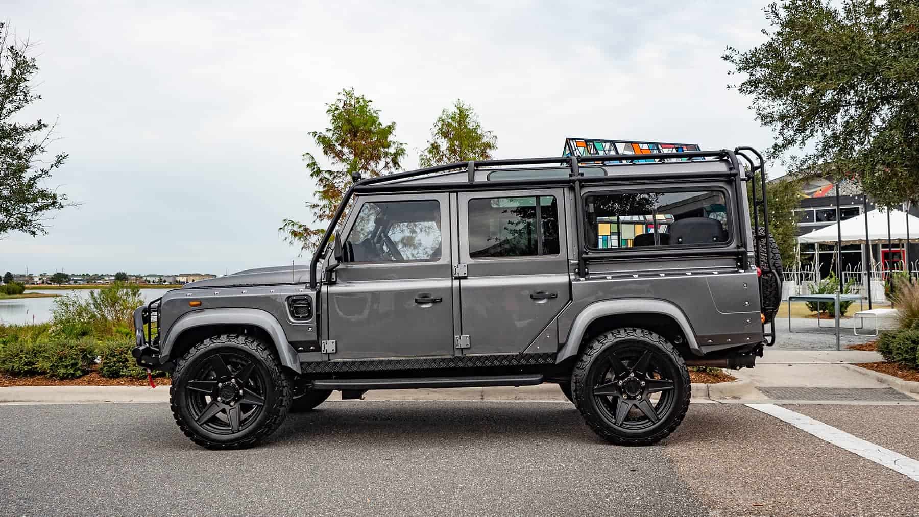 Project Beachcomber - Custom Defender | Restored Defender Specialists ...