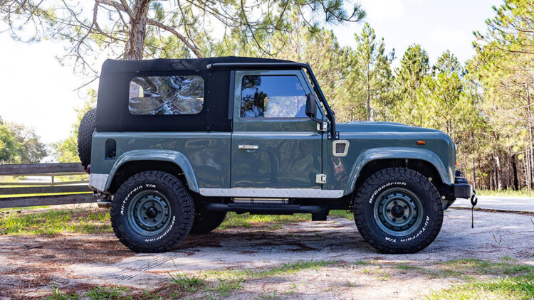 Island Defender Project Island Defender 90 ST - Custom Defender | Restored Defender ...