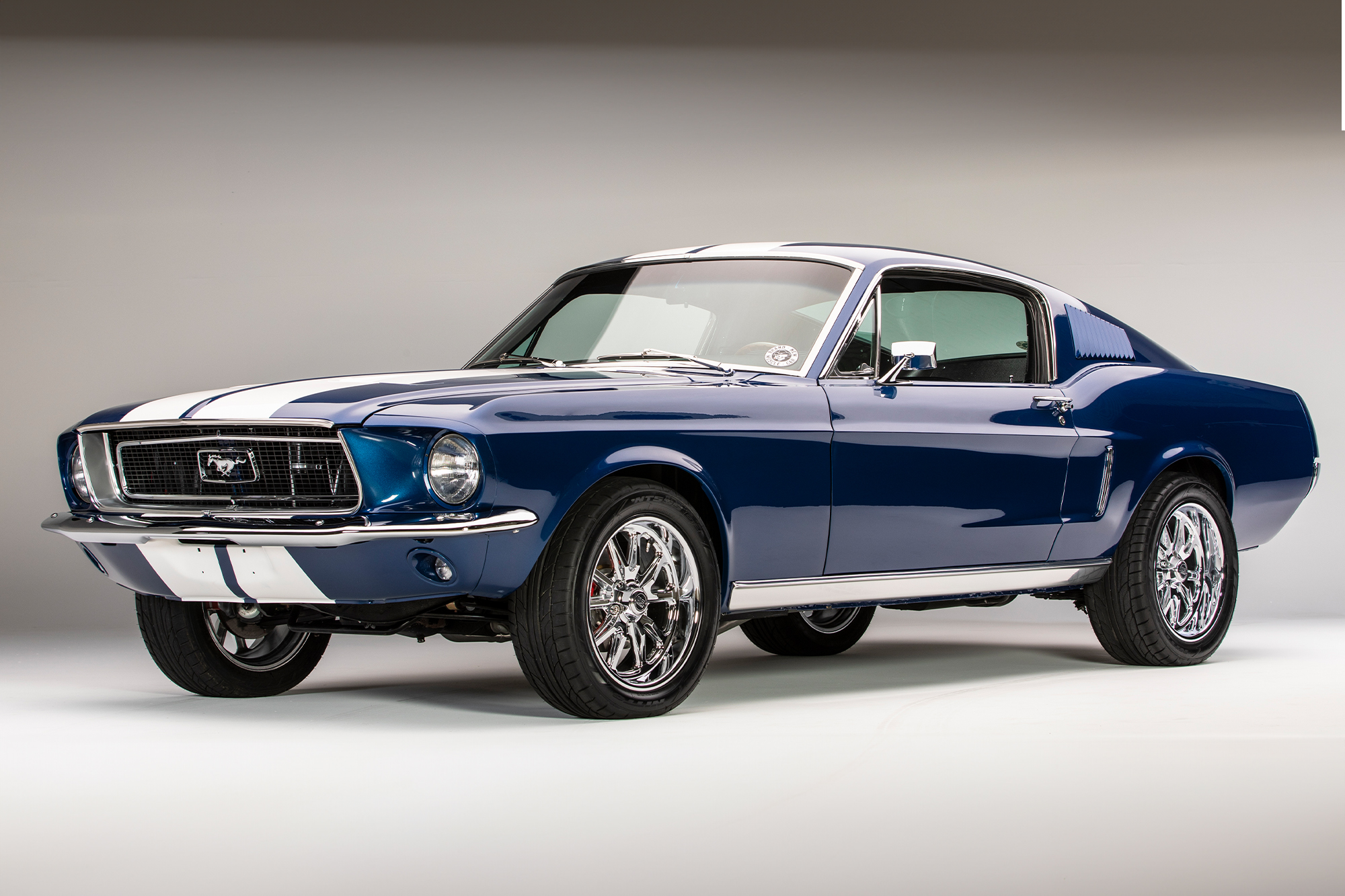 Old School Mustang Muscle Cars Ford Mustang first Generation 