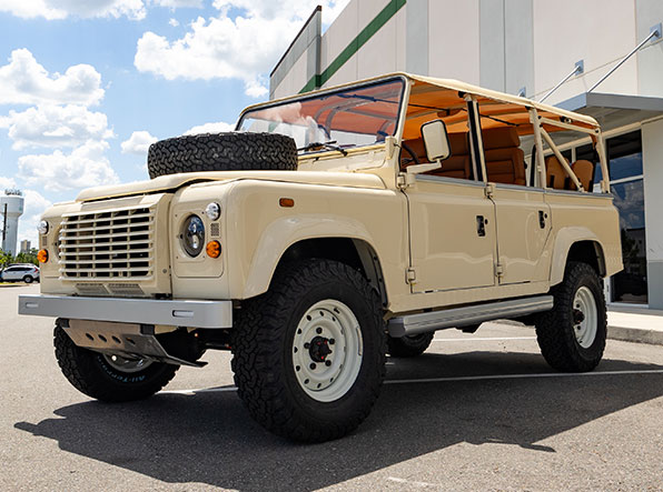 Beachrunner Custom Defender Build for Beaches